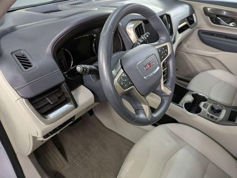 Used 2023 GMC Terrain Denali w/ Denali Premium Package AWD/4WD image 11
