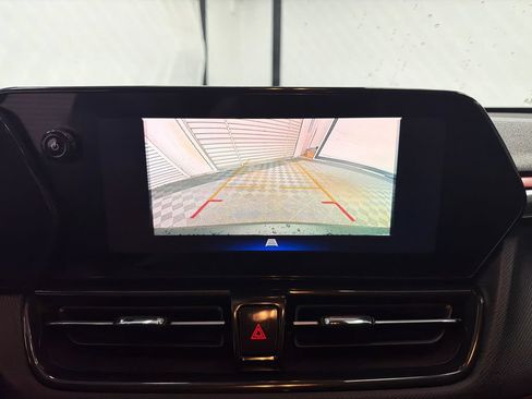 Used 2025 Chevrolet TrailBlazer RS w/ Convenience Package FWD image 29