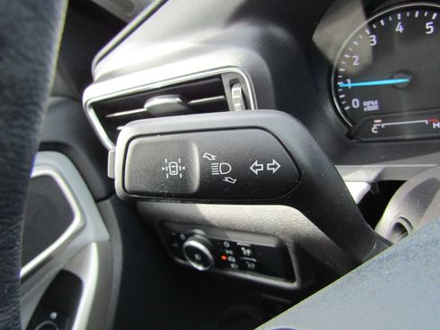 Used 2023 Ford Explorer XLT w/ Equipment Group 202A AWD/4WD image 34