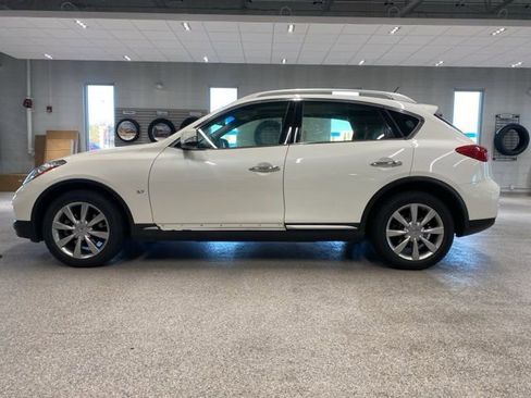 Used 2017 INFINITI QX50 2WD w/ Premium Package image 9