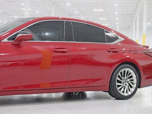 Used 2022 Lexus ES 350 Ultra Luxury image 3