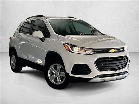 Used 2022 Chevrolet Trax LT AWD/4WD image 12