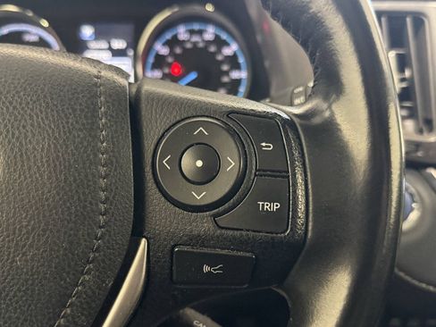 Used 2018 Toyota RAV4 XLE w/ Convenience Package AWD/4WD image 30