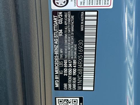 Used 2024 Mercedes-Benz G 550 image 29
