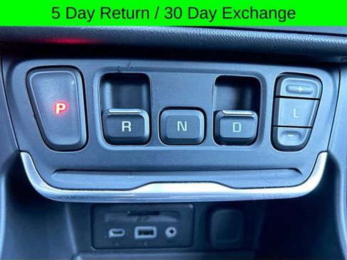 Used 2019 GMC Terrain SLT image 19