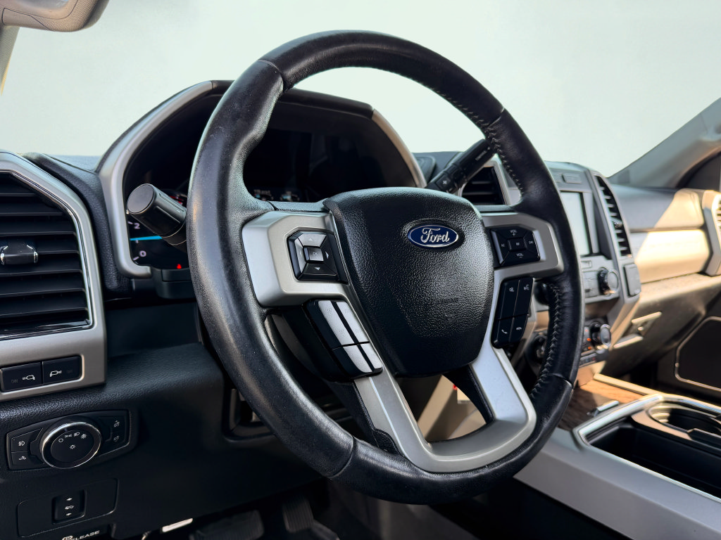 Used 2019 Ford F250 Lariat w/ Lariat Value Package AWD/4WD image 27