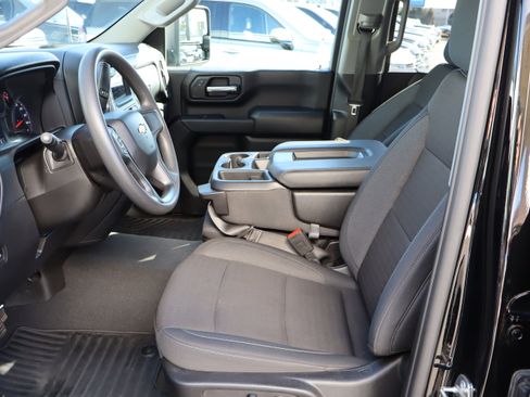 Certified 2024 Chevrolet Silverado 2500 Custom w/ Custom Value Package image 20