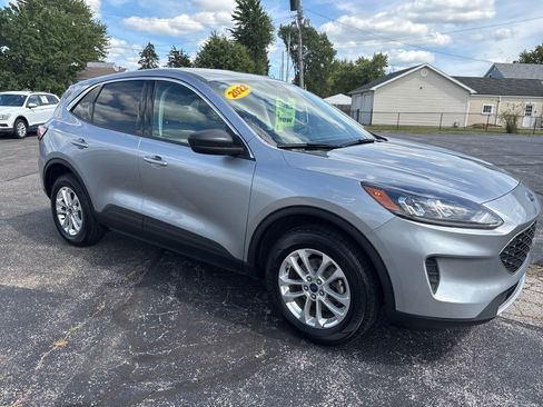 Used 2022 Ford Escape SE w/ Cold Weather Package image 7