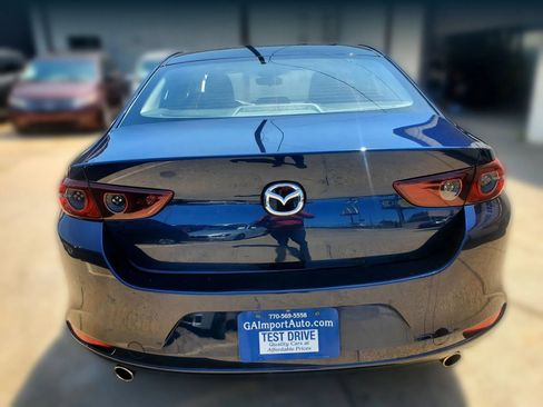 Used 2020 MAZDA MAZDA3 Sedan w/ Select Package FWD image 11