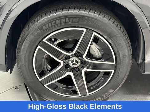 Certified 2025 Mercedes-Benz GLC 300 image 12