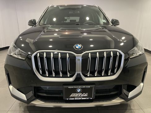 Used 2026 BMW X1 xDrive28i w/ Technology Package AWD/4WD image 2