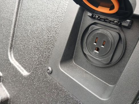 New 2026 Toyota Tundra Platinum image 12