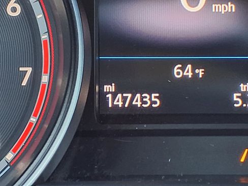 Used 2019 Volkswagen Atlas SE image 26