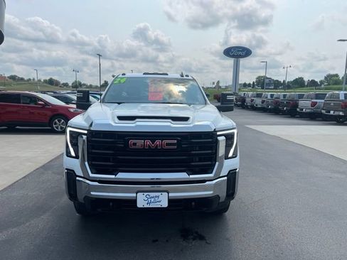 Used 2024 GMC Sierra 2500 Pro w/ Snow Plow Prep/Camper Package AWD/4WD image 2