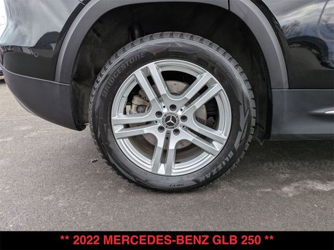 Used 2022 Mercedes-Benz GLB 250 4MATIC image 31