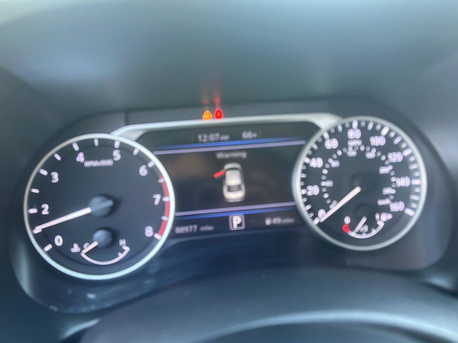 Used 2021 Nissan Sentra SV w/ SV Premium Package FWD image 22