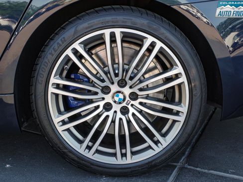 Used 2020 BMW M550i xDrive AWD/4WD image 25