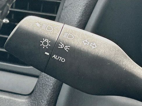 Used 2022 Lexus RX 450h AWD w/ Premium Package image 34