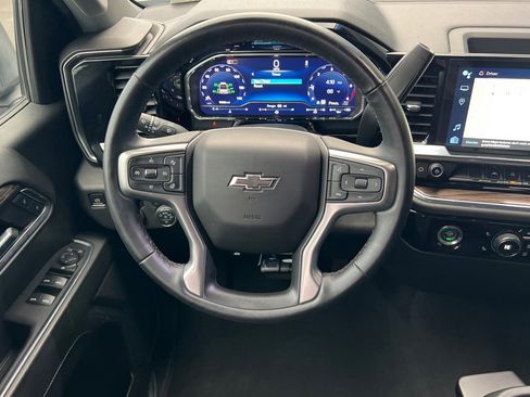 Used 2024 Chevrolet Silverado 1500 RST w/ Z71 Off-Road Package image 14