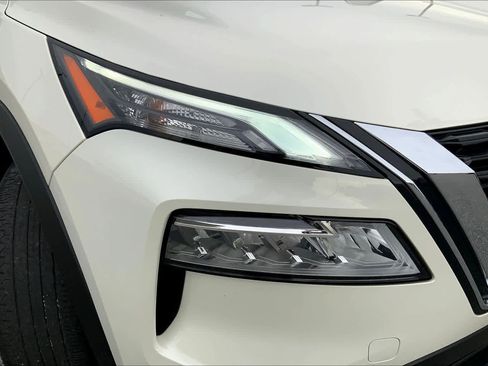 Used 2023 Nissan Rogue SL FWD image 51