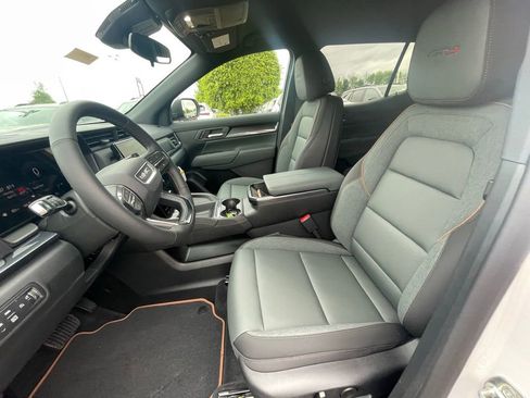 New 2026 GMC Terrain AT4 AWD/4WD image 21