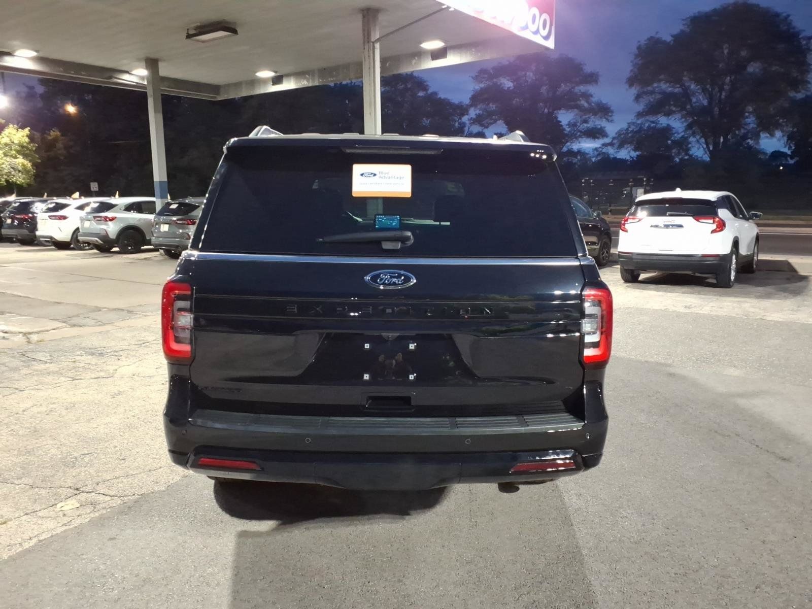 Certified 2023 Ford Expedition Limited AWD/4WD image 4