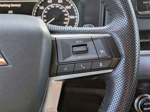 Used 2023 Mitsubishi Outlander SE image 27