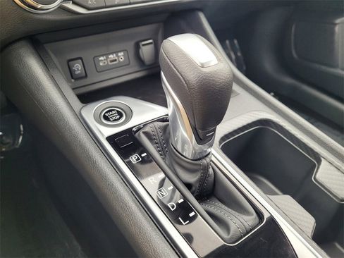 New 2025 Nissan Sentra SV image 10