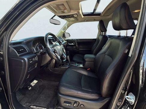 Used 2016 Toyota 4Runner Trail Premium w/ Convenience Package AWD/4WD image 17