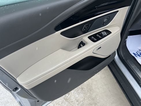 Used 2024 Lincoln Nautilus Premier w/ Equipment Group 102A image 14