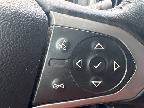 Used 2019 Chevrolet Colorado LT w/ LT Convenience Package RWD image 16