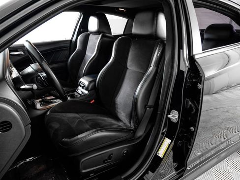 Used 2023 Dodge Charger R/T w/ Plus Group image 29