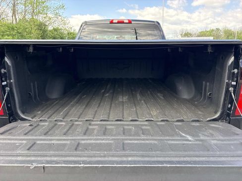 Used 2017 Chevrolet Silverado 1500 LT w/ Midnight Edition AWD/4WD image 26