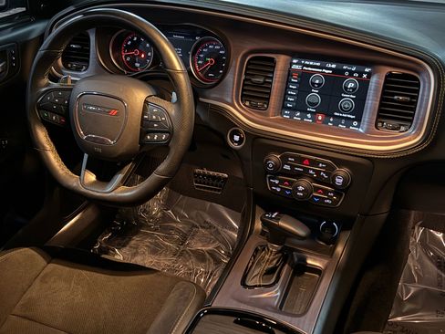 Used 2023 Dodge Charger Scat Pack image 4