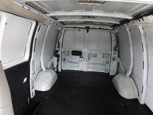 Used 2023 Chevrolet Express 2500 1500 Cargo w/ Driver Convenience Package image 27