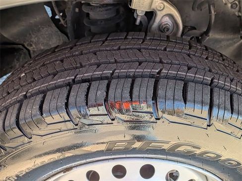 Used 2019 Ford Ranger XL w/ Equipment Group 101A Mid image 11