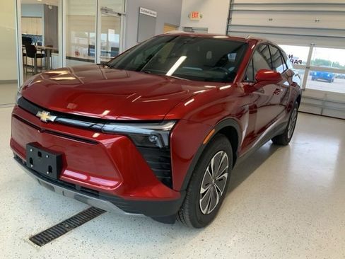 New 2025 Chevrolet Blazer EV LT image 11