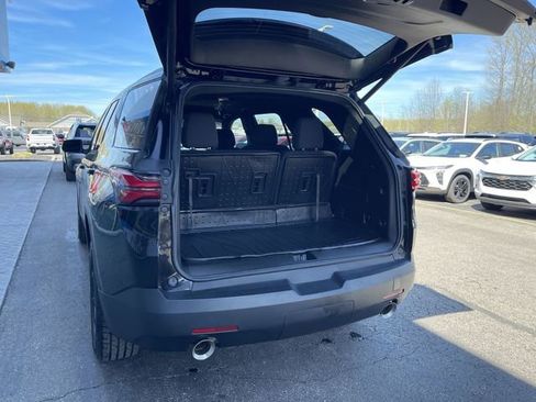 Certified 2023 Chevrolet Traverse LT w/ Midnight/Sport Edition image 25