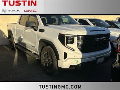Used 2023 GMC Sierra 1500 Elevation w/ LPO, Elevation Black Package