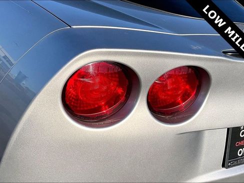 Used 2012 Chevrolet Corvette Coupe w/ Roof Package image 19