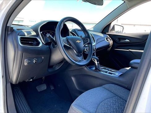 Used 2023 Chevrolet Equinox LT FWD image 8