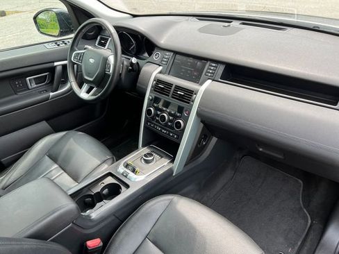 Used 2019 Land Rover Discovery Sport HSE AWD/4WD image 37