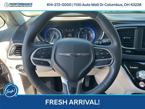 Used 2023 Chrysler Voyager LX FWD image 19