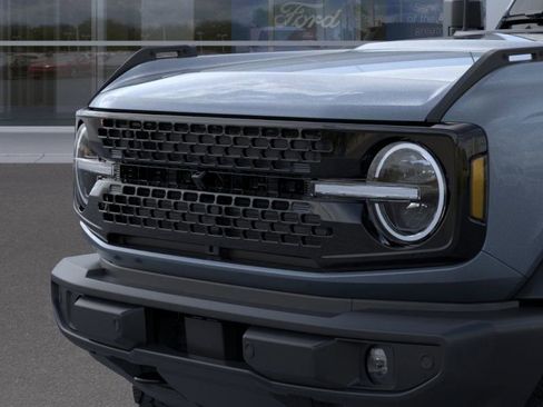 New 2025 Ford Bronco Outer Banks w/ Black Appearance Package image 19