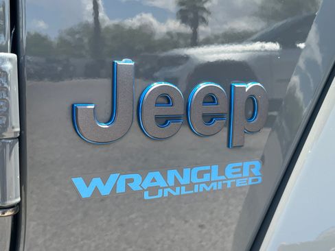 Certified 2021 Jeep Wrangler Unlimited Rubicon 4xe w/ Cold Weather Group AWD/4WD image 31