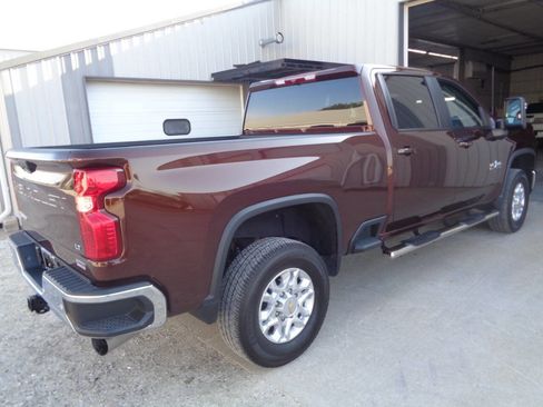 Used 2024 Chevrolet Silverado 2500 LT w/ Texas Edition image 11