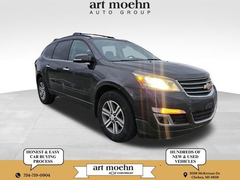 Used 2016 Chevrolet Traverse LT image 1