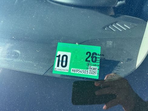 Used 2017 Nissan Murano SV image 33