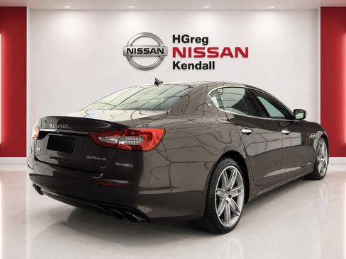 Used 2018 Maserati Quattroporte S GranLusso Q4 AWD/4WD image 4