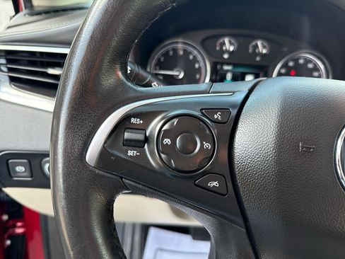 Used 2019 Buick Enclave Essence AWD/4WD image 15